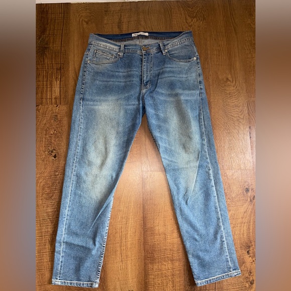 ZARA STRAIGHT LEG JEANS SIZE 36 USED - Picture 1 of 3
